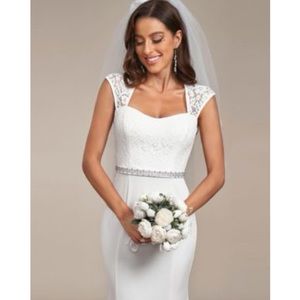 NWT.  Ever-Pretty Cap Sleeve Sweetheart Mermaid Wedding Dress. Size 12